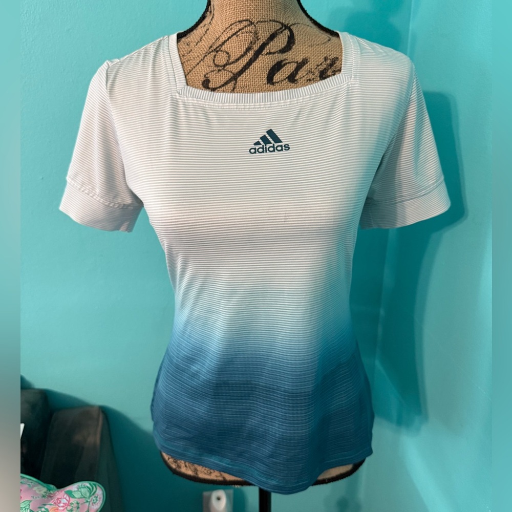 EUC Adidas Women's Blue ombre “For The Oceans” Striped Top Size Small